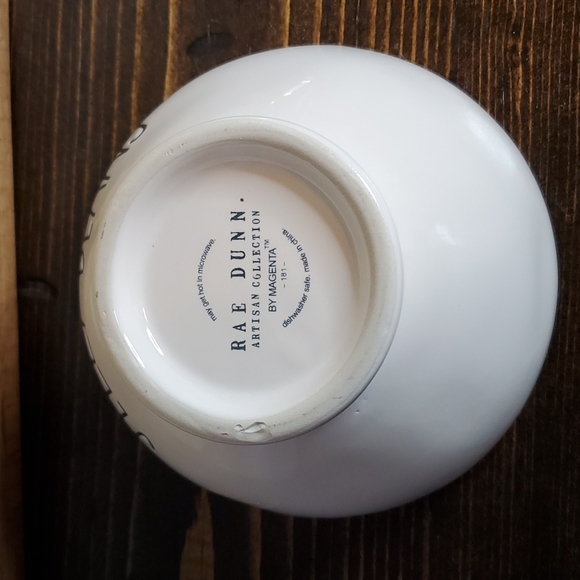 NWOT Rae Dunn "JELLY BEAN" bowl. - Picture 3 of 3